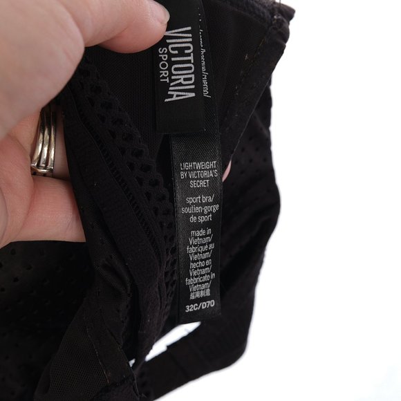 Victoria's Secret Lightweight Black Sports Bra 32C - Picture 3 of 4